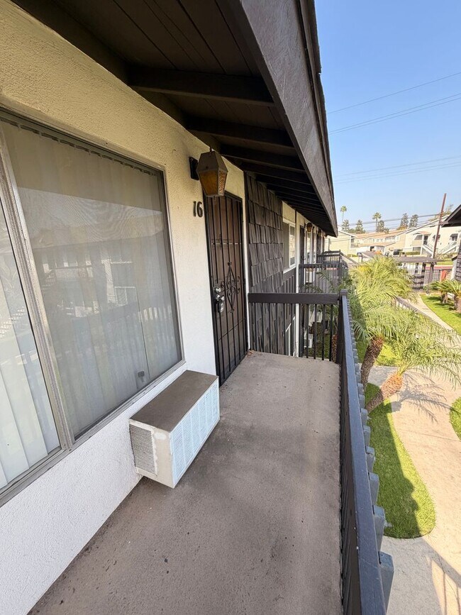 Building Photo - Remodeled 1 Bedroom, 1 Bathroom Stanton Co...