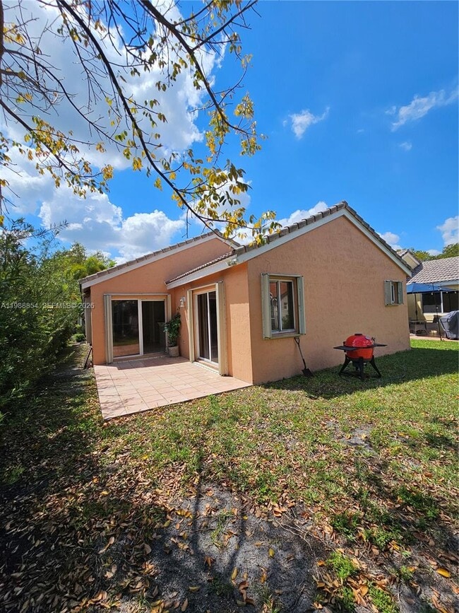 Building Photo - 4279 Greenbriar Ln