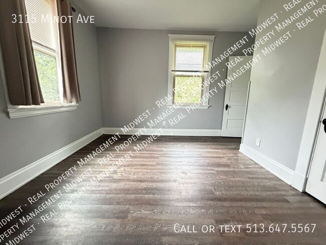 Building Photo - 3115 Minot Ave
