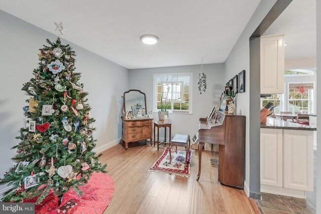 Building Photo - 12918 Framingham Ct