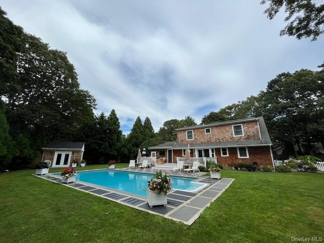 Building Photo - 45 Bellows Terrace