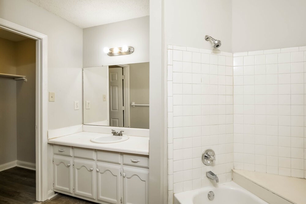 Building Photo - 4805 Gadwall Dr W