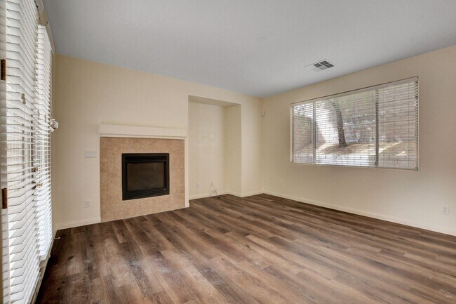 Building Photo - 3 Bedroom Home in Summerlin West COMING SOON!