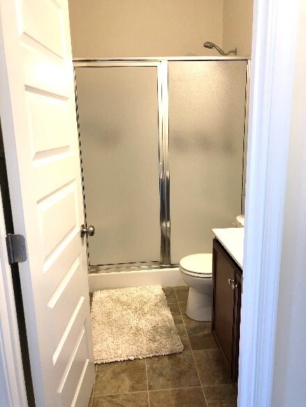 3rd Suite Bathroom - 6205 W STONEPATH GARDEN DR