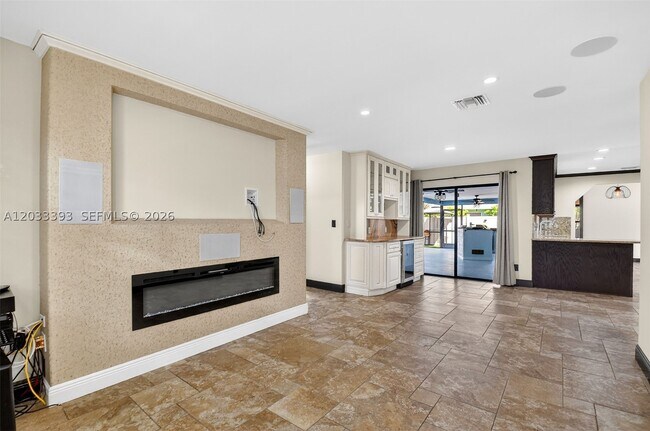 Building Photo - 13808 Geranium Pl