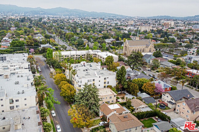 Building Photo - 326 Westminster Ave