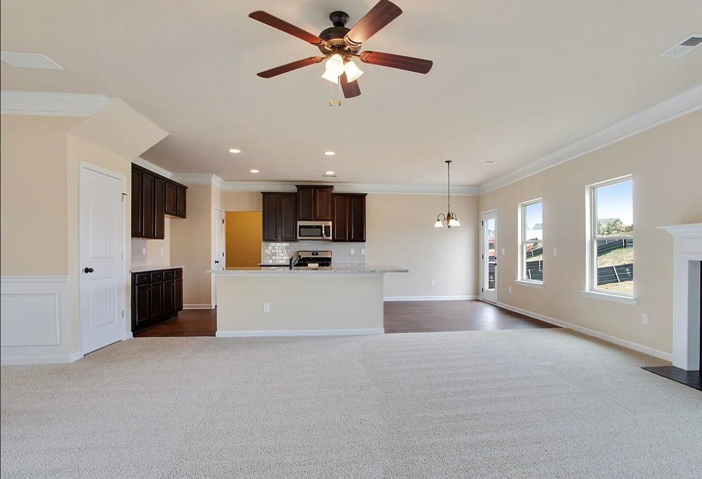 Building Photo - 133 Babbling Brook Dr