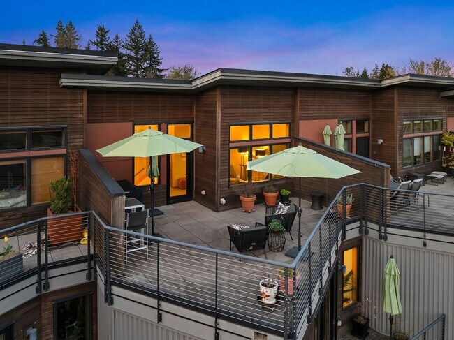 Building Photo - 610 NE Vineyard Ln