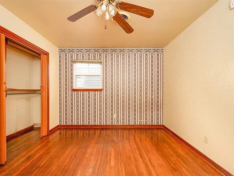 Building Photo - 9909 N McKinley Ave