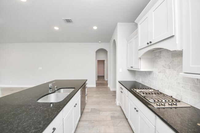 Building Photo - 4412 Mesquite Terrace Dr