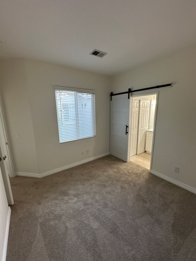 Building Photo - 10948 Ivy Hill Dr