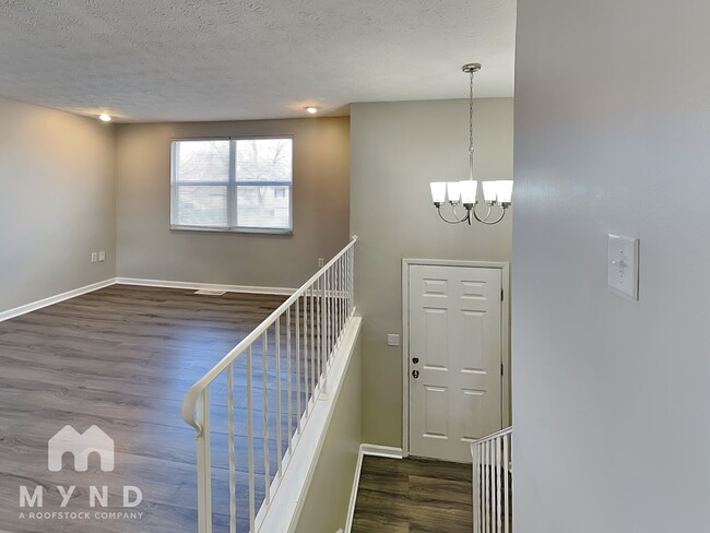 Building Photo - 849 Upwoods Dr