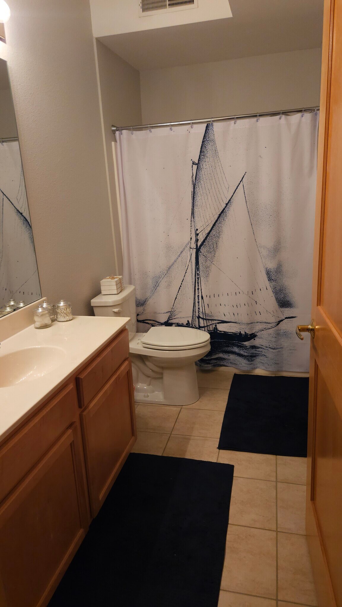 Guest Bathroom - 101 S Washington St