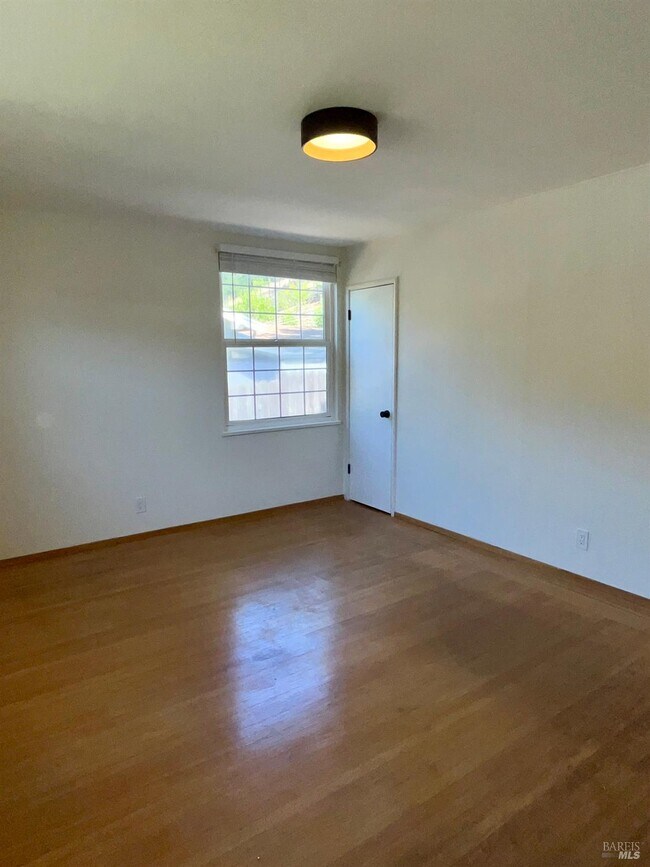 Building Photo - 323 Rheem Blvd