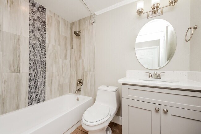 Building Photo - 4808 Reginald Rd