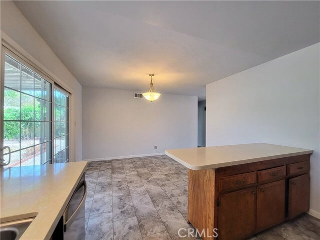 Building Photo - 10751 Andy St