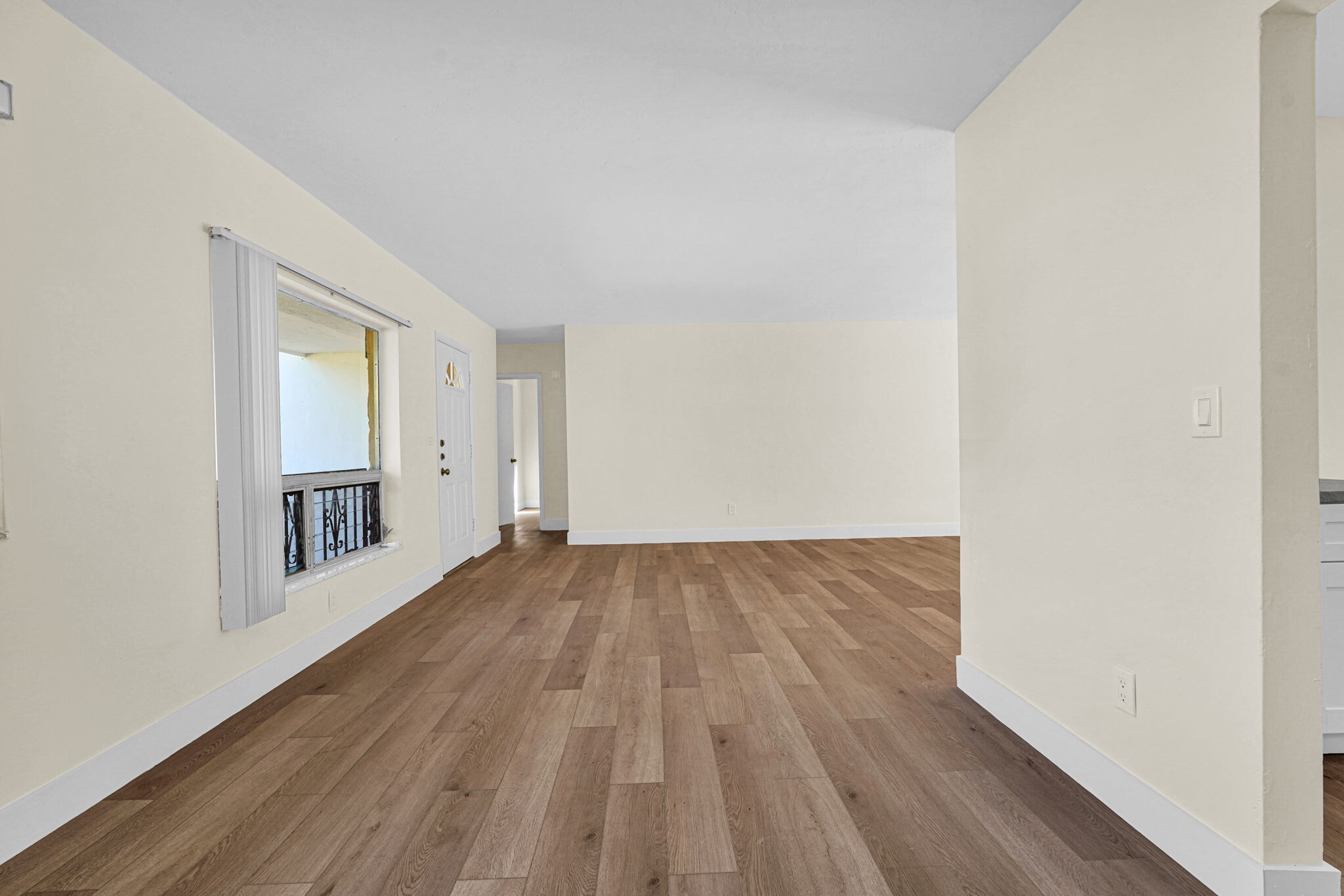 Building Photo - 135 NW 48th Ct