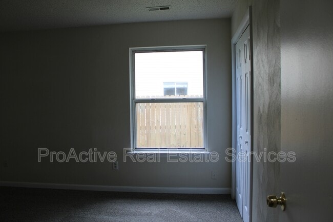 Building Photo - 965 Banyan Dr