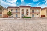 Building Photo - 1825 Mary Ellen St NE