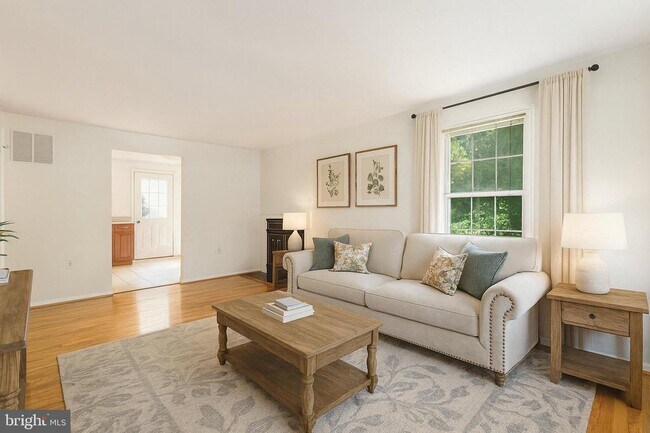 Building Photo - 31 Palmer Ct