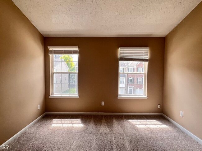 Building Photo - 3332 Decker Ridge Dr