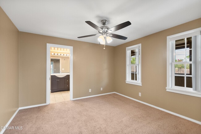 Building Photo - 2905 Foothill Dr