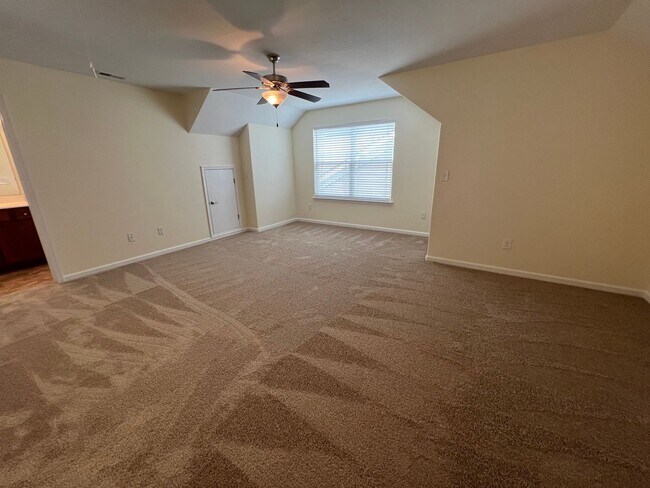 Building Photo - 5501 Curtis Breathwaite Ln