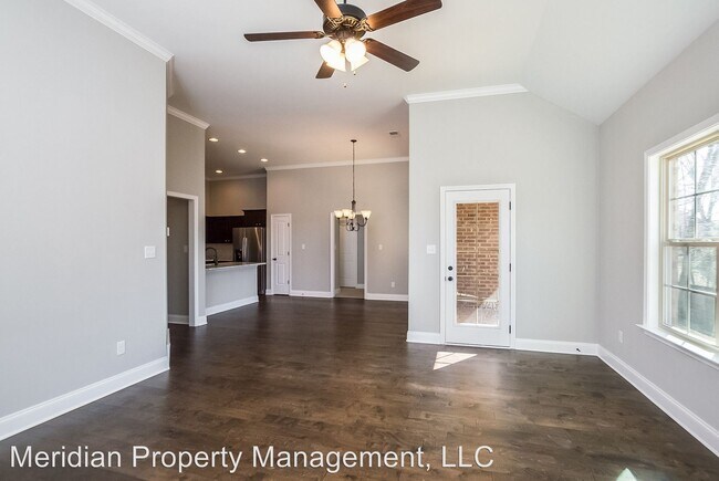 Building Photo - 4 br, 3 bath House - 3557 Avis Lane