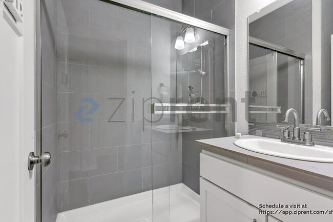 Building Photo - 30970 NW Turel Dr