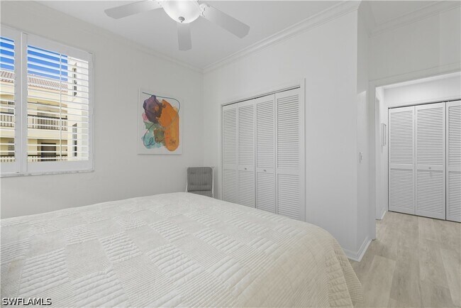 Building Photo - 7040 Pelican Bay Blvd