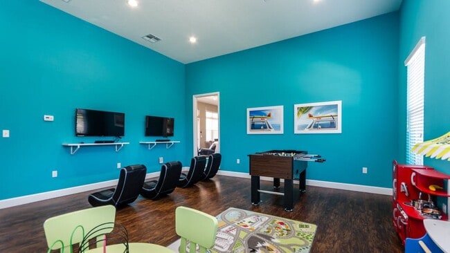 Building Photo - 3241 Wish Ave