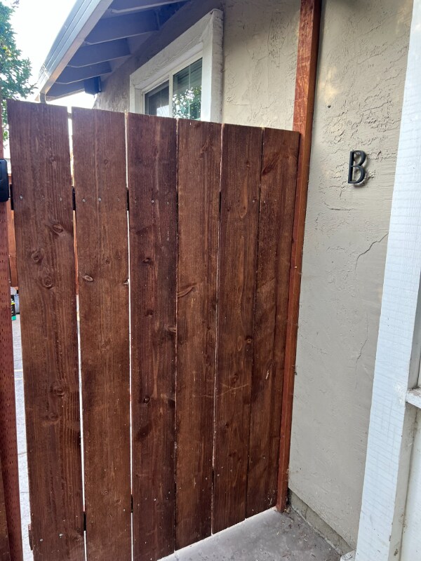 Building Photo - 5978 Montalvo Dr