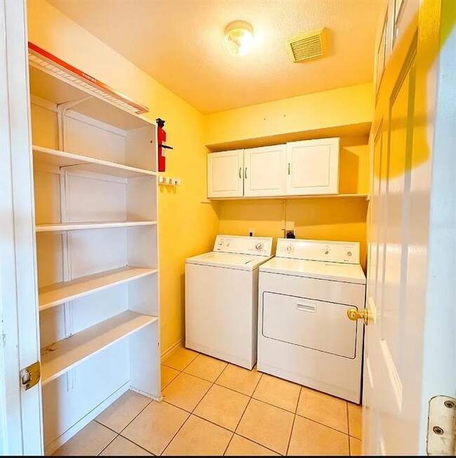 Building Photo - 1509 Jackie Robinson Pl