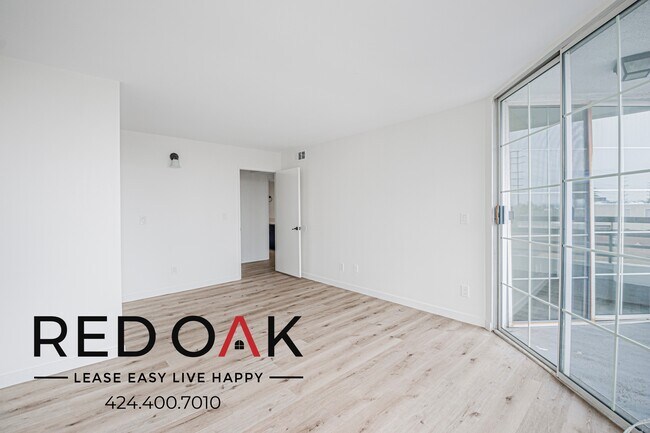 Building Photo - 4320 S Centinela Ave