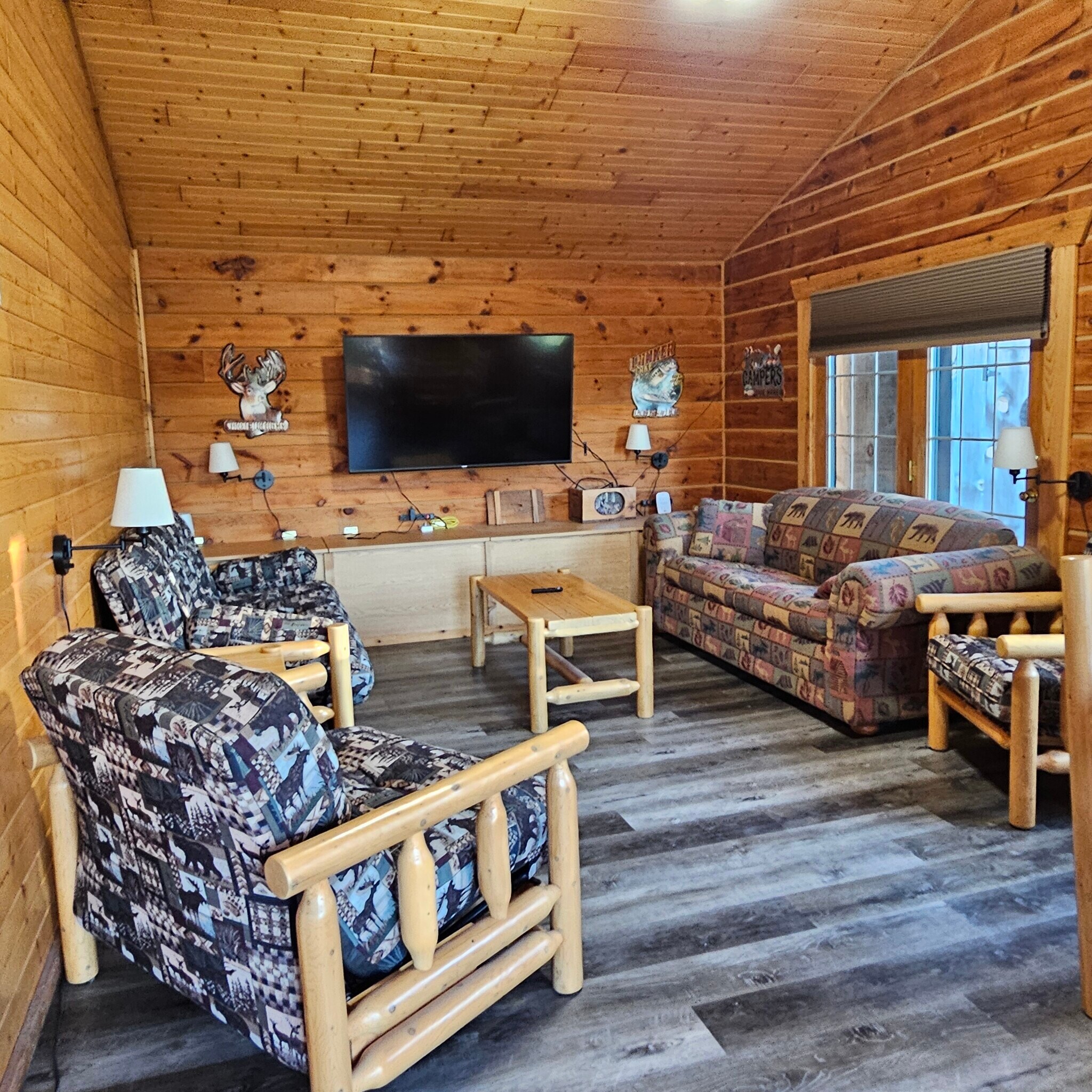 Building Photo - 424 Overlook Ct