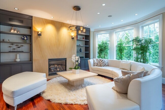 Building Photo - 16 Meriam St