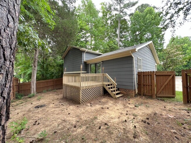 Building Photo - Quiet 3 bedroom cul-de-sac home in Rolling...