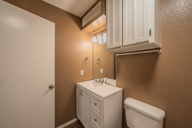 Building Photo - 5003 Maryanna Way