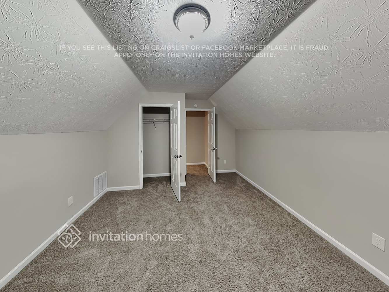 Building Photo - 10 Kentshire Pl NW