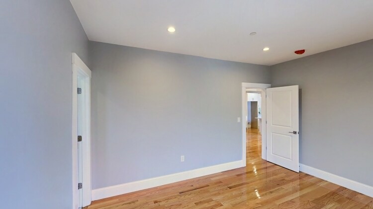 Building Photo - 30 Centre St