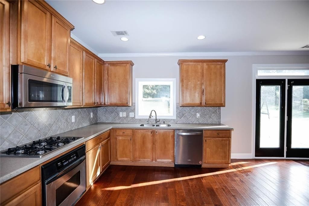 Building Photo - 3380 Gables Ct