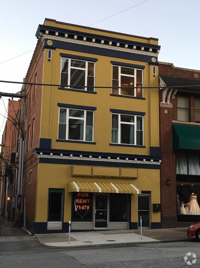 Building Photo - 226B 15th St