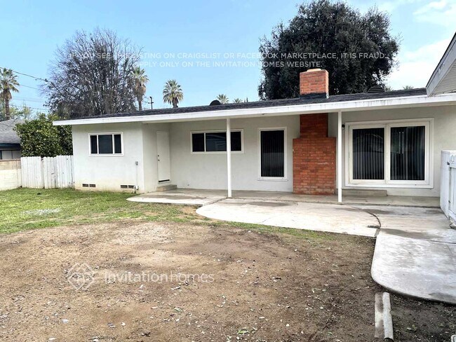 Building Photo - 2882 David St