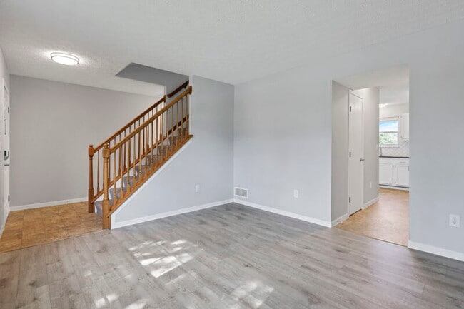 Building Photo - 3112 Fabyan Dr