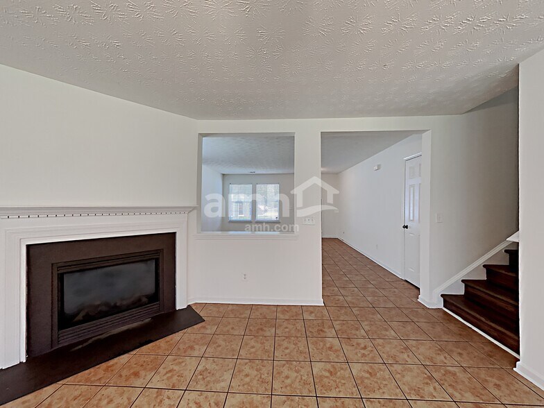 Building Photo - 2641 Farmstead Ct