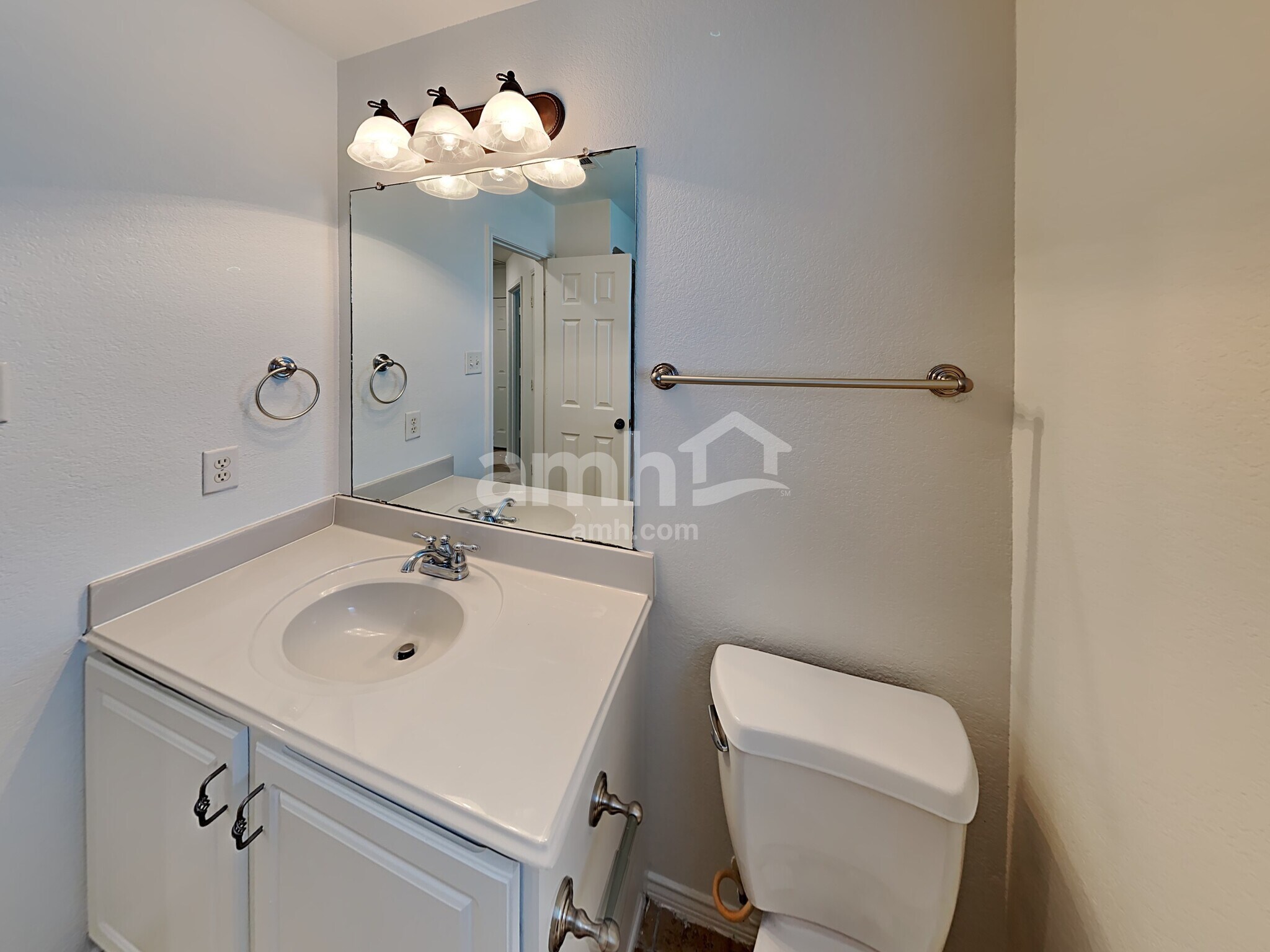 Building Photo - 200 Boardwalk Ave