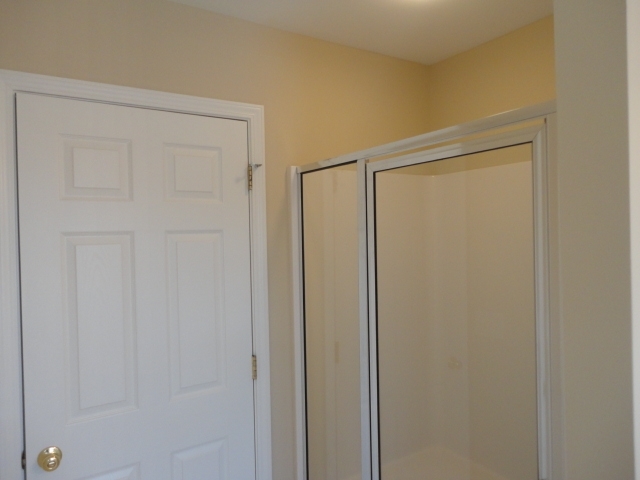 Building Photo - 690 Triple Crown Ct