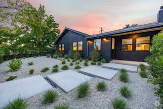 Building Photo - 23 Calaveras Ave