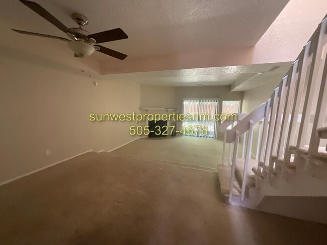 Building Photo - 3 bedroom, 2.5 Bath Condo for Rent