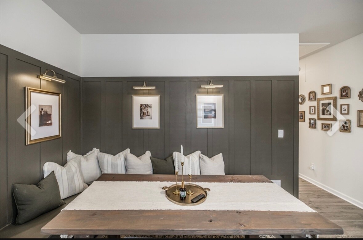 Building Photo - 7355 Lang Ave